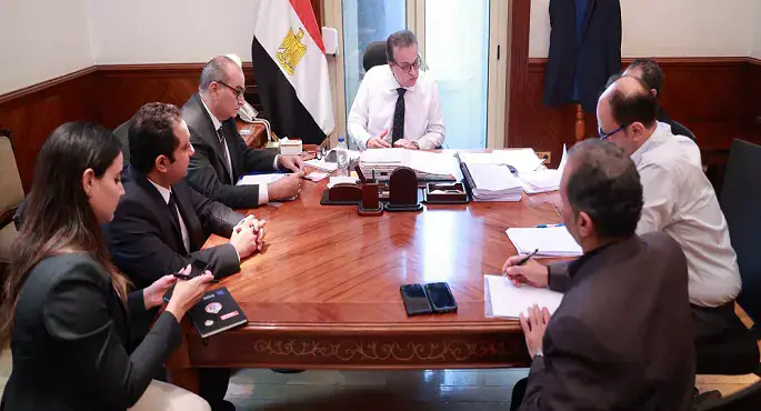 وزير الصحة يعقد اجتماعًا لمتابعة الموقف التنفيذي للمشروع القومي لإنشاء كيان متكامل لتوفير الأطراف الصناعية