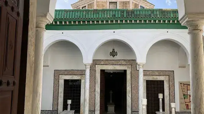 Tunisie : Dar Hussein et Tourbet des Beys inscrits au registre arabe