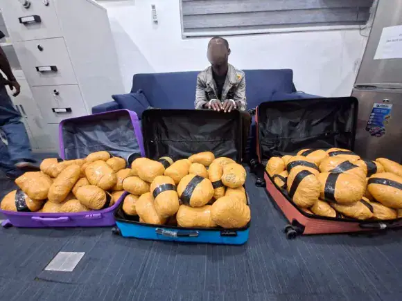 40-year-old man arrested at VIP bus terminal with 91 parcels of suspected Indian hemp