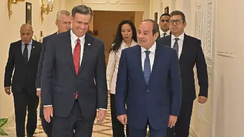 Le président égyptien appelle à un accord pour résoudre la crise iranienne