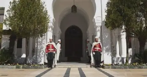 Algerian President Leads Cabinet Meeting