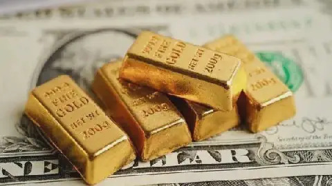 Egyptian Expert Warns Against Buying Gold on Installment and Reselling for Cash