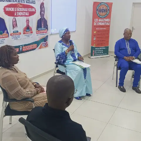 Côte d’Ivoire-AIP/ Une association féminine appelle à la mobilisation communautaire contre le décrochage scolaire à Sinématiali