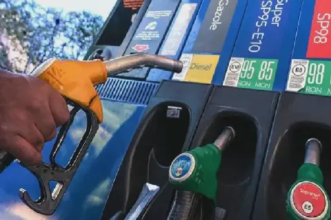 Average French diesel prices hit record 2.41 euros