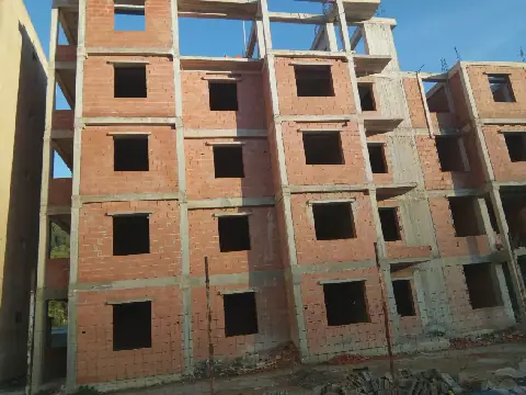 Algerian Authorities Crack Down on Housing Project Delays in Bejaia