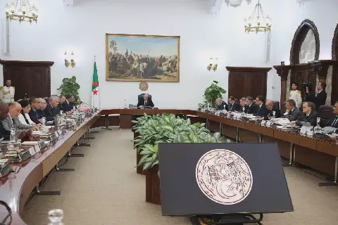 Algerian President Leads Cabinet Meeting on Civil Protection and Other Key Issues