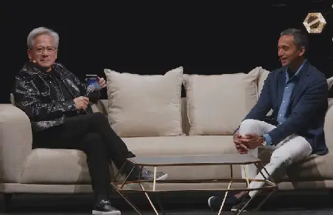 Le patron de NVIDIA adopte le Galaxy Z Fold8 de Samsung