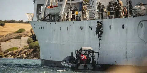 US Marines and Libyan Special Forces Train Together in Tunisia