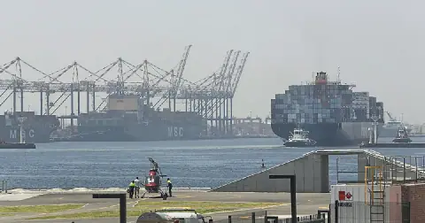 Rikus Badenhorst, chair of the parliamentary select committee on public infrastructure, says the Port of Cape Town is still experiencing significant challenges regarding capacity limitations and weather conditions that did not allow normal operations.