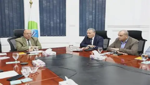Egyptian Ministry Reviews Water Company Assets and Services