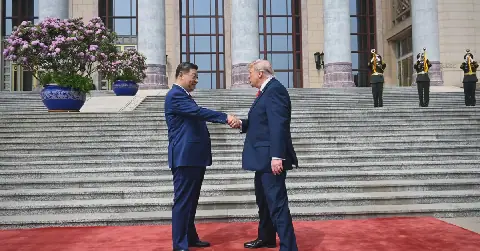 Taiwan Tensions Rise as China’s Xi Jinping Meets US President Donald Trump