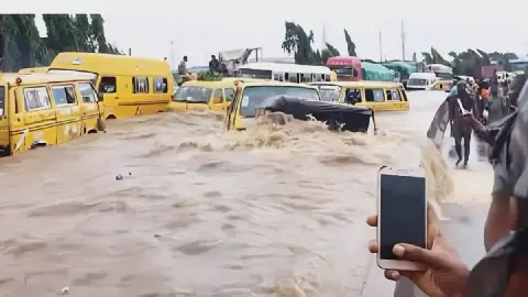 Lagos Orders Flood-Prone Residents To Relocate As NiHSA Issues Seven-Day Alert