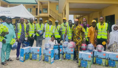 Adigun Uthman leads YM4YAYI empowerment drive in Ogun Waterside
