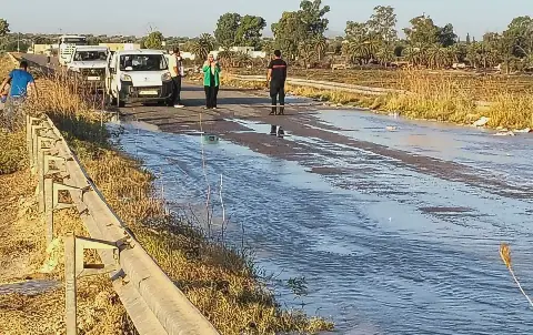 Traffic Disrupted on National Road 12 in Tunisia's Kairouan Region