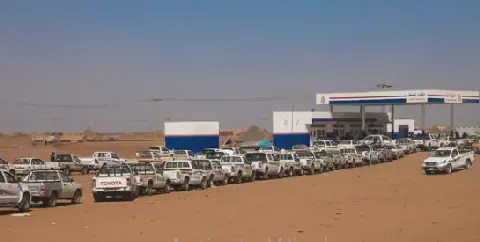 Fuel crisis worsens in Sudan as shortages drive up prices