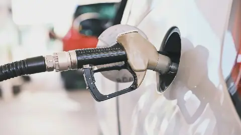 Flambée du carburant : La France et les Etats-Unis secoués par la guerre en Iran