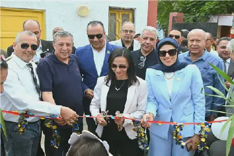 Egyptian Governor Opens New School in Beheira