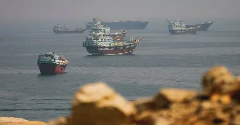 Iran Offers New Proposal to US, Seeks Easing of Sanctions for Strait of Hormuz