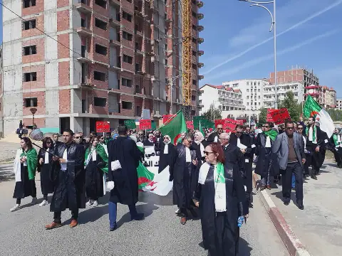 Algerian Lawyers March in Bouira to Commemorate 1988 Uprising