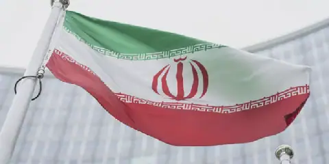 Iran proposes to reopen Strait of Hormuz within 7 days