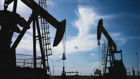 Brent crude retreats, but October fuel-price increases remain likely