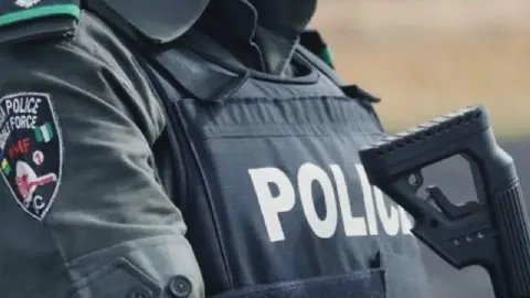 Police nab suspected robber with pistols, machetes in Akwa Ibom