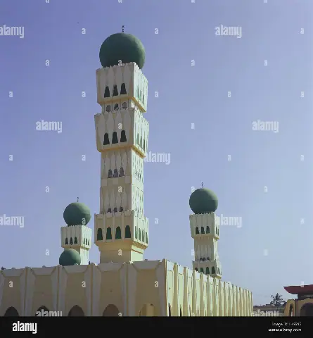 Senegal's Dakar-Plateau Commune Allocates Funds for Mosque Reconstruction