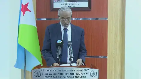 Djibouti's President Leads 10th Council of Ministers Meeting