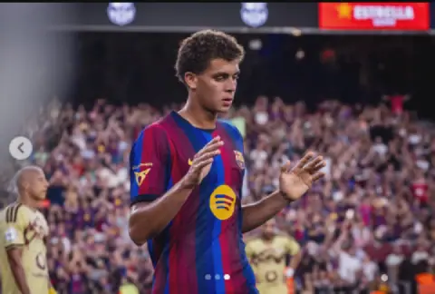 Spanish Newspaper Praises Deko's Success with Barcelona