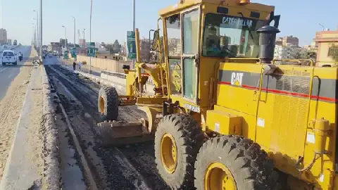 Egypt's Roads and Bridges Authority Prepares for Repaving near Itai El-Barud Bridge