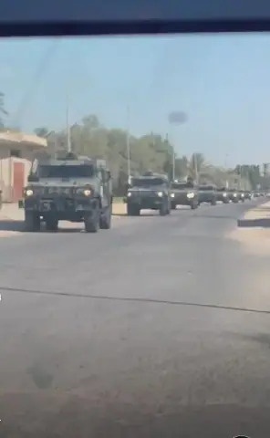 مضلل: هذه الصورة قديمة ولا تظهر رتل تابع لفيلق أوروبي يتجه نحو منطقة الحمادة