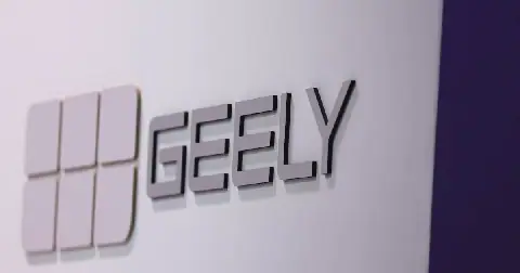 Geely says its new setup can charge a vehicle from 10% to 70% in 4.5 minutes, and from 10% to 97% in eight minutes and 40 seconds under normal ambient temperatures. Picture: