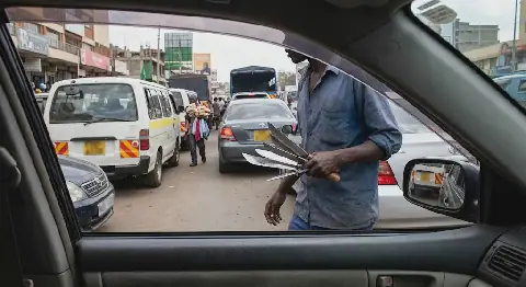 Concerns over hawkers selling pangas, knives in Ngong Rd traffic