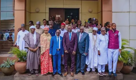 FG Inaugurates Committee to Probe Niger Miners' Deaths