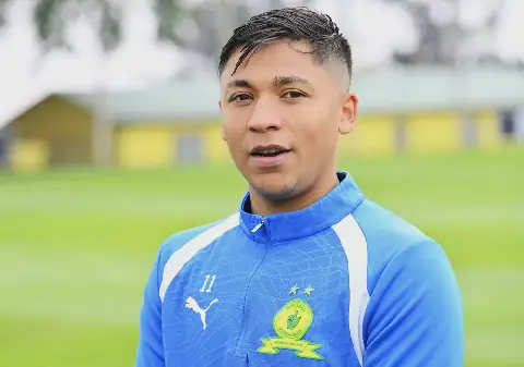 Marcelo Allende remains coy on Sundowns' future as PSG clash beckons