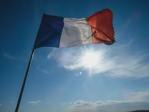 France Introduces New Measures to Simplify Residence Permit Renewal for Foreigners
