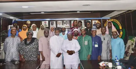 The Rector, Yaba College of Technology, (4th from left) with the members of the University of Lagos Muslim Alumni Association, UMA, led by their Chairman, Alhaji Lanre Bakare, 5th from left, and the principal officers of the college during a courtesy visit to the College.
