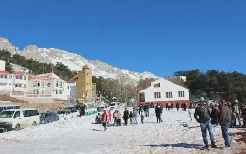 Tikjda Climatic Station Sees Surge in Visitors Amidst Snowfall