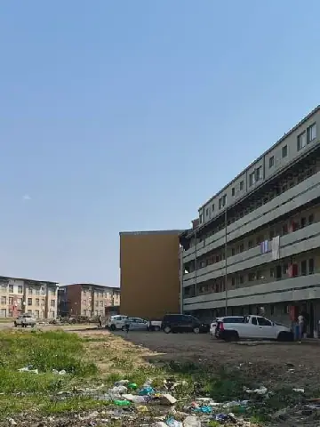 Die toestand by die Brandwag-maatskaplike-behuisingseenhede (BSHU) vroeg in September.