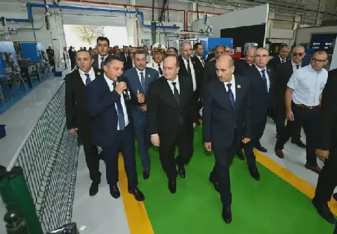 Algerian Prime Minister Encourages Domestic Appliance Manufacturers to Utilize Local Plastic Factory