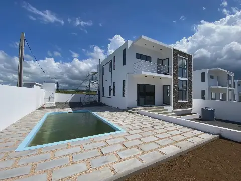 Luxury Villa for Sale in Poudre d'Or Hamlet, Mauritius