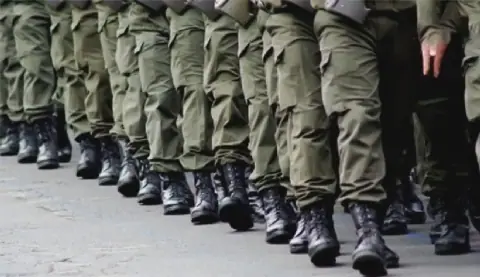 Tunisia Urges Young Men to Regularize Military Service Status