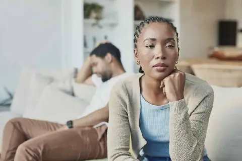 The Blurred Lines of Cheating: Understanding Sexting in Relationships