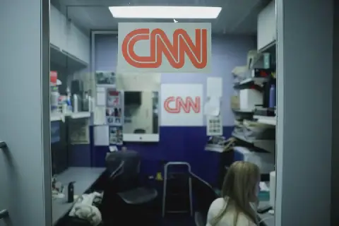 US Judge Orders Trump to Restore White House Access to CNN, MSNBC, and Politico