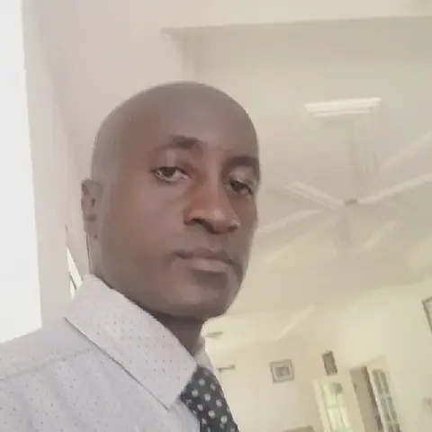 Ghanaian Author Urges Africans to Strive for Greatness, Learn from US and China