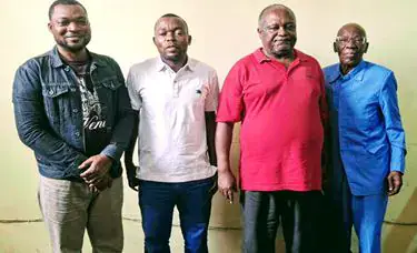 Rencontre littéraire à l'Université de Kinshasa : écrivains, universitaires et étudiants se réunissent autour de la littérature congolaise