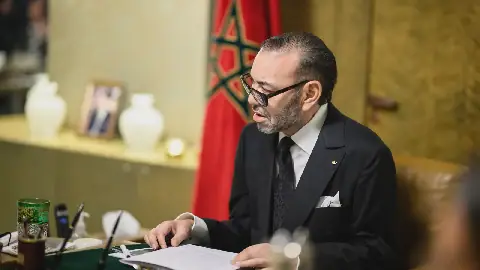 SM le Roi condamne les attaques des milices houthis contre l'Arabie Saoudite