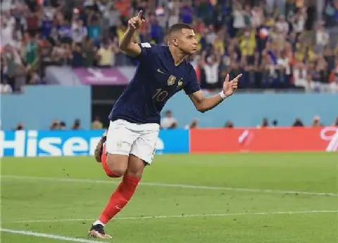 Global Sports Scene: Italy's Struggles, Mbappe's Injury, and Manchester City's Potential Sanctions