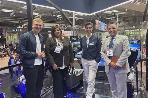 Egypt's Samia Sami Explores Latest Vehicle Tracking Technology in Hannover