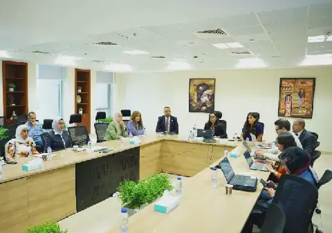 وزارة التخطيط مع فريق خبراء مجموعة البنك الدولي